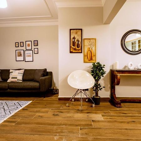 Spacious And Comfy 2Br In The Heart Of Cihangir Lägenhet Istanbul Exteriör bild