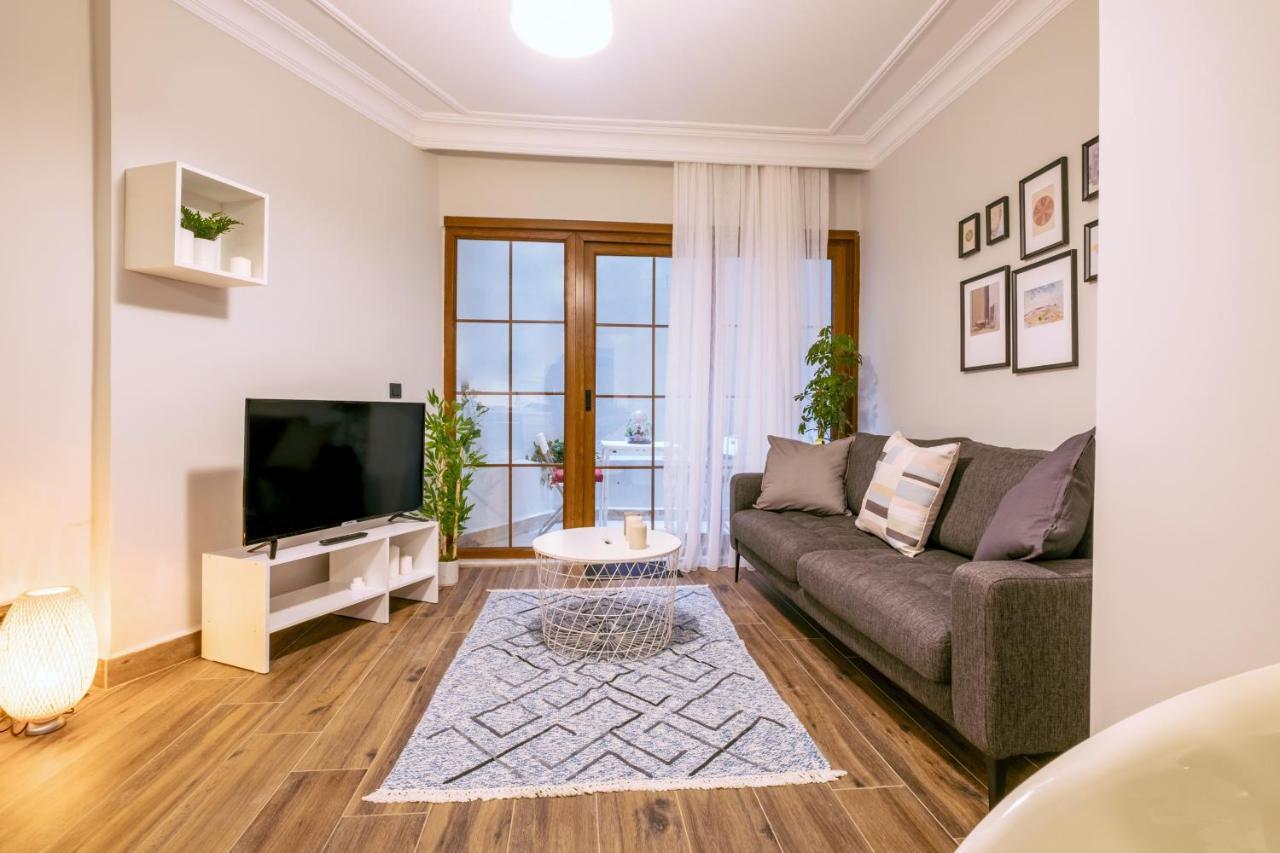 Spacious And Comfy 2Br In The Heart Of Cihangir Lägenhet Istanbul Exteriör bild